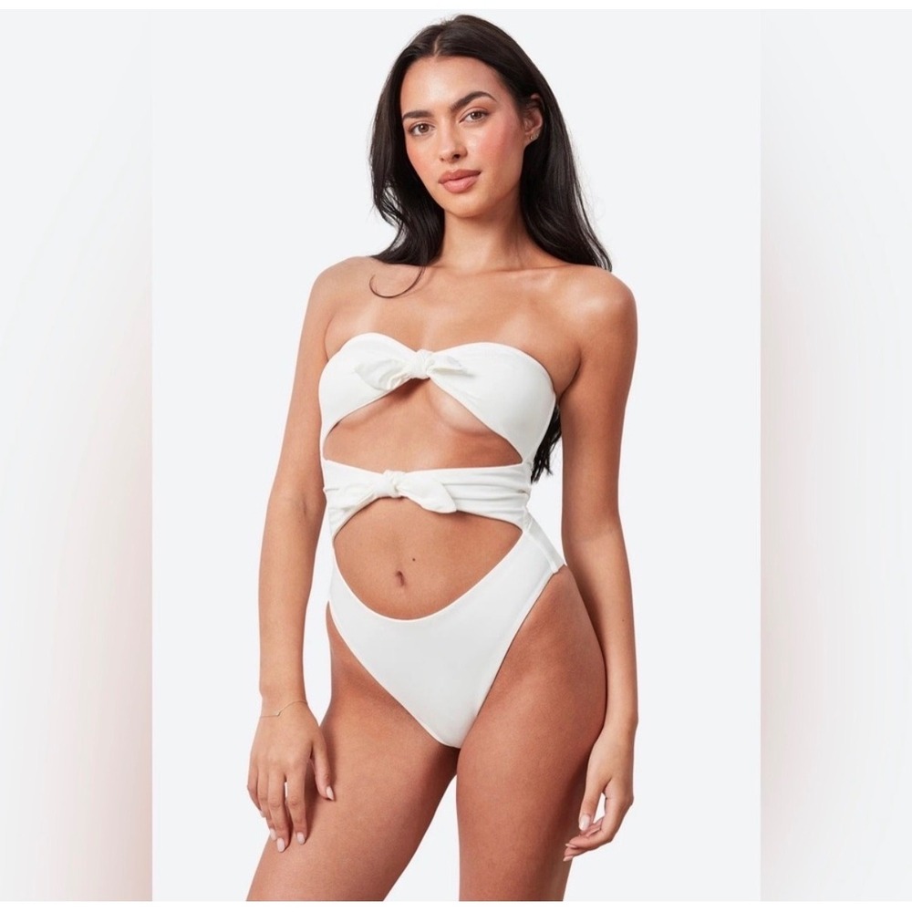 NWOT Dolce Leone | The Marilyn One Piece Ivory Swimsuit S White Cutout Strapless